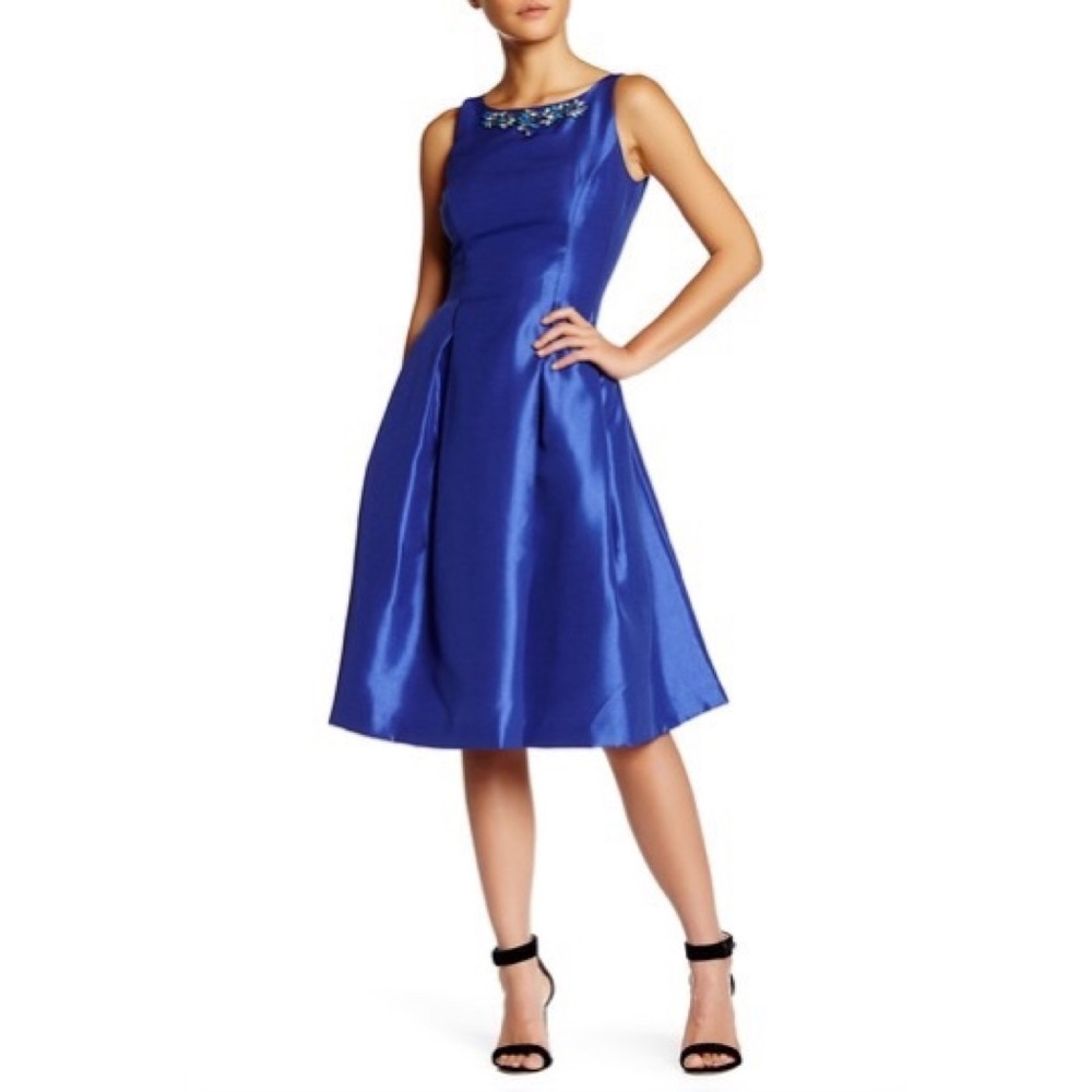 NWT Tahari embellished silk formal dress